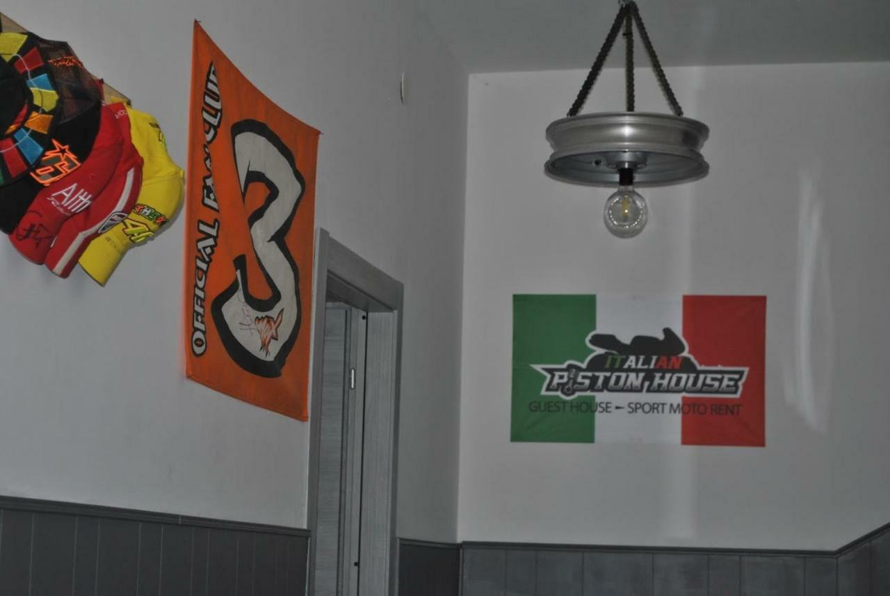 مبيت وإفطار Millesimo Italian Piston House Sport Moto Rent المظهر الخارجي الصورة