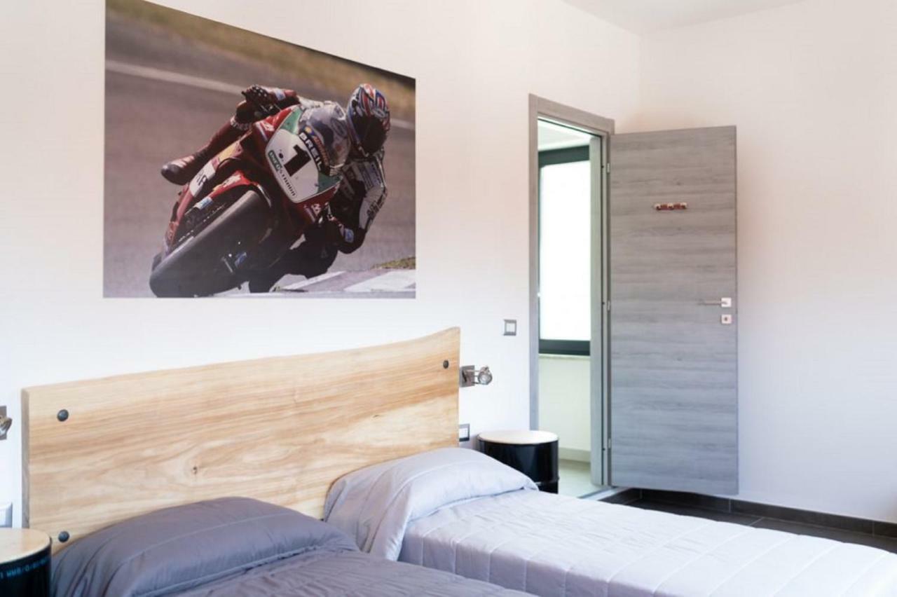 مبيت وإفطار Millesimo Italian Piston House Sport Moto Rent المظهر الخارجي الصورة