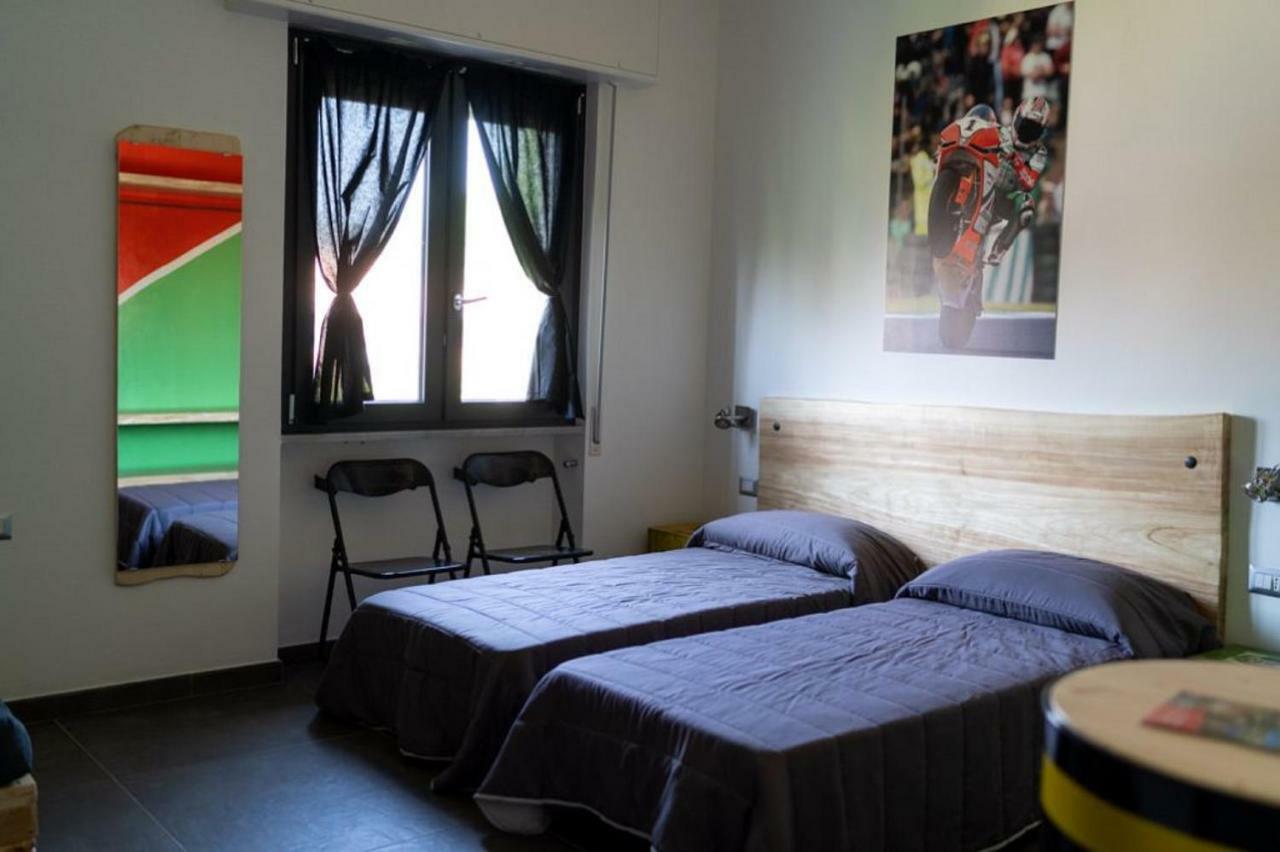 مبيت وإفطار Millesimo Italian Piston House Sport Moto Rent المظهر الخارجي الصورة